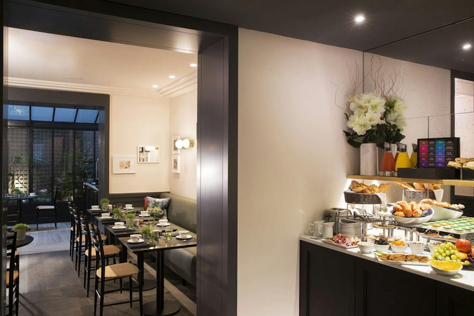 Hotel Le Marianne Hotel in Paris