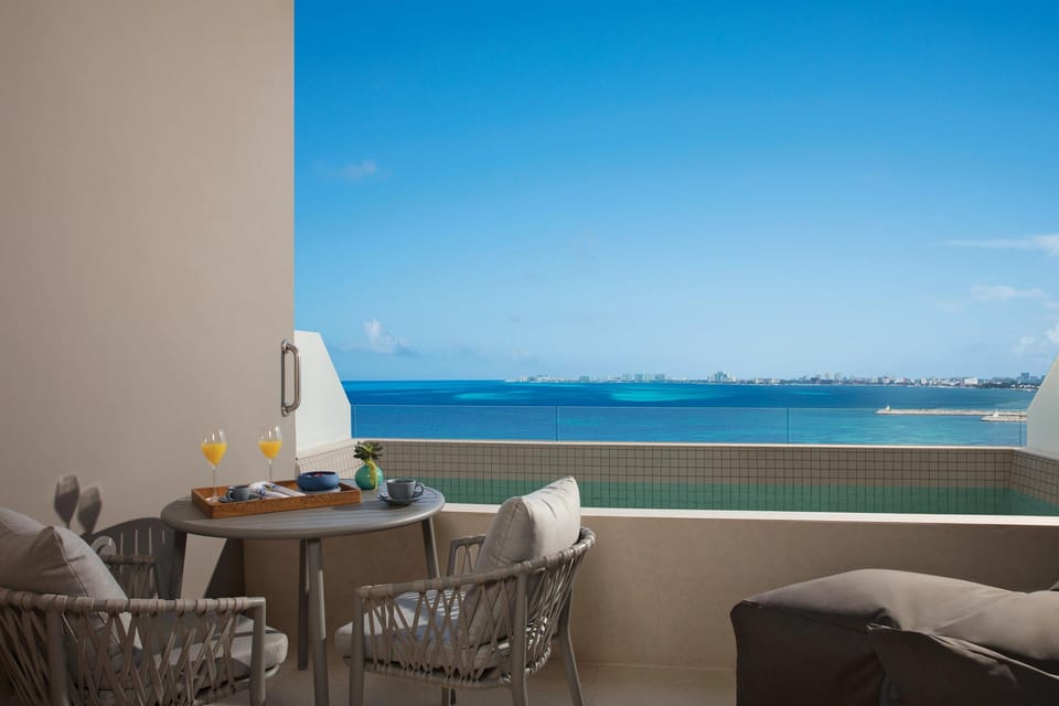 Hyatt Vivid Cancun Hotel in Cancun
