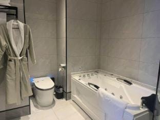 Mengqin Hotel (Wanzhi Shimao Building Branch) Hotel in Zhejiang