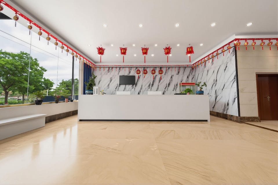 Lingfeng Hotel (Dingbian Middle School Branch) Hotel in Shaanxi