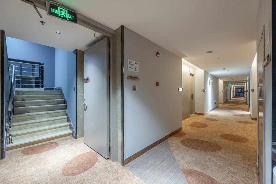 Wencheng Hotel (Ningbo Yuyao CR Five Colors City Branch) Hotel in Zhejiang