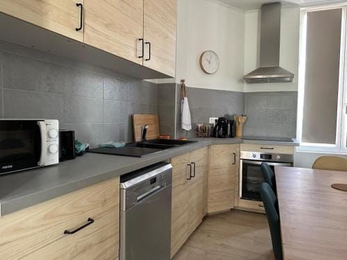 Appartement de la gare Hotel in Île-de-France