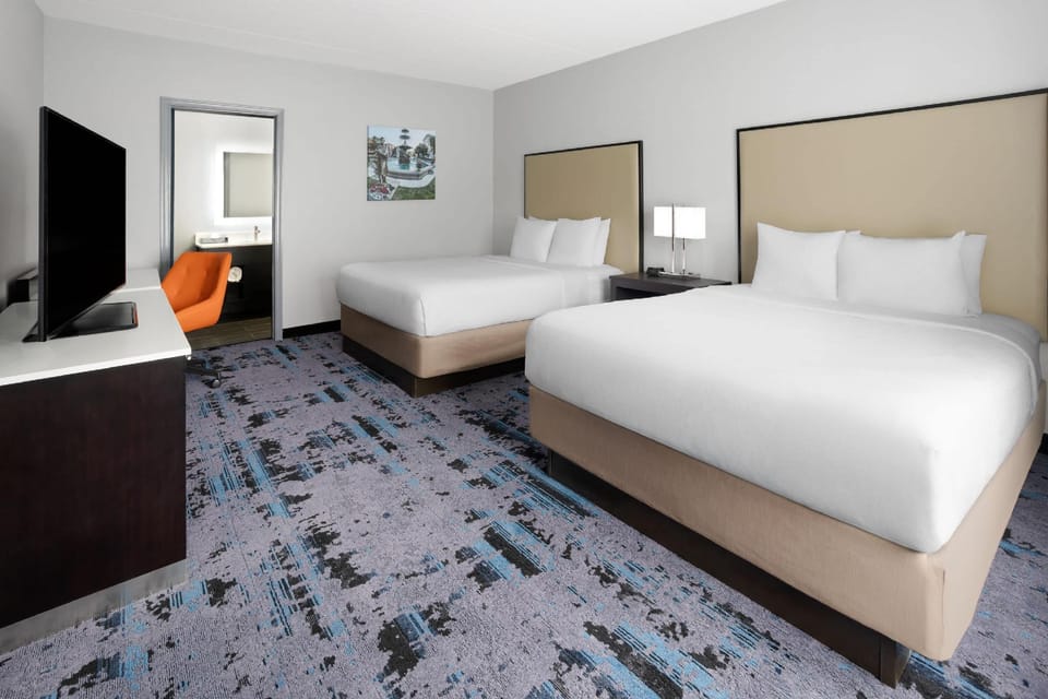 Suite room
