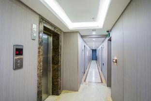 Qingteng Yisu (Cixi Hangzhou Bay Century City Store) Hotel in Zhejiang