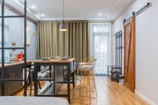 Reindeer Homestay (Chuan Zhou Highway Branch) Hotel in Shanghai
