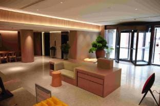 Fuyi Business Hotel (Shanghai North Tibet Road Metro Station Branch) Hotel in Shanghai
