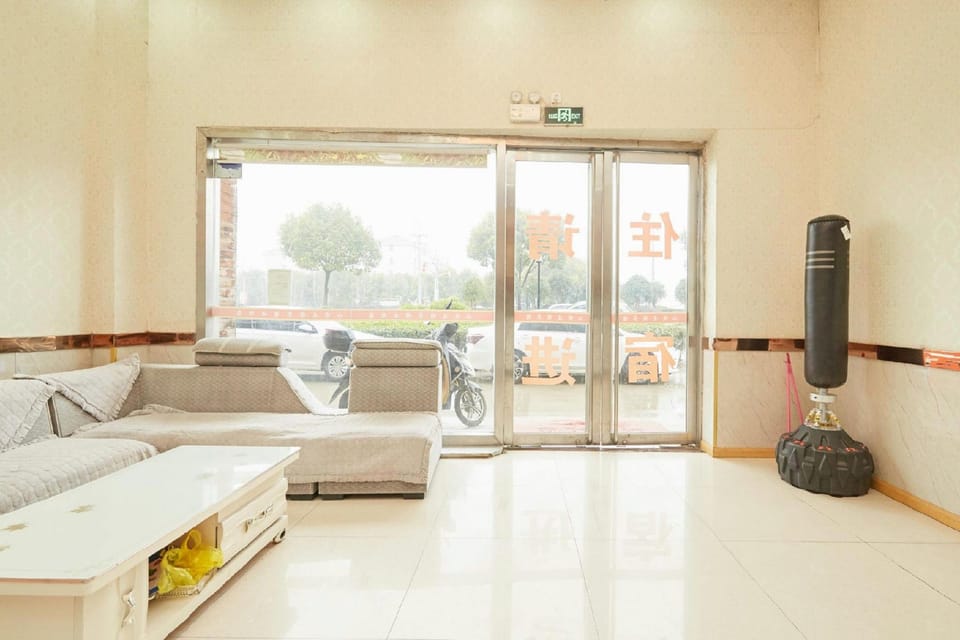 Shanyue Chain Hotel (Zhuangliang Road Branch) Hotel in Shanghai