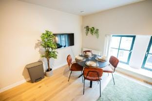 Contemporary Stylish 3BDR Apartment  PKA Hotel in Rotterdam