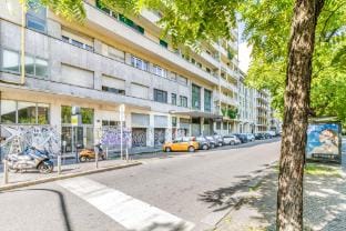 Gran Sasso - Cozy & modern studio steps from Piazza Piola Hotel in Milan