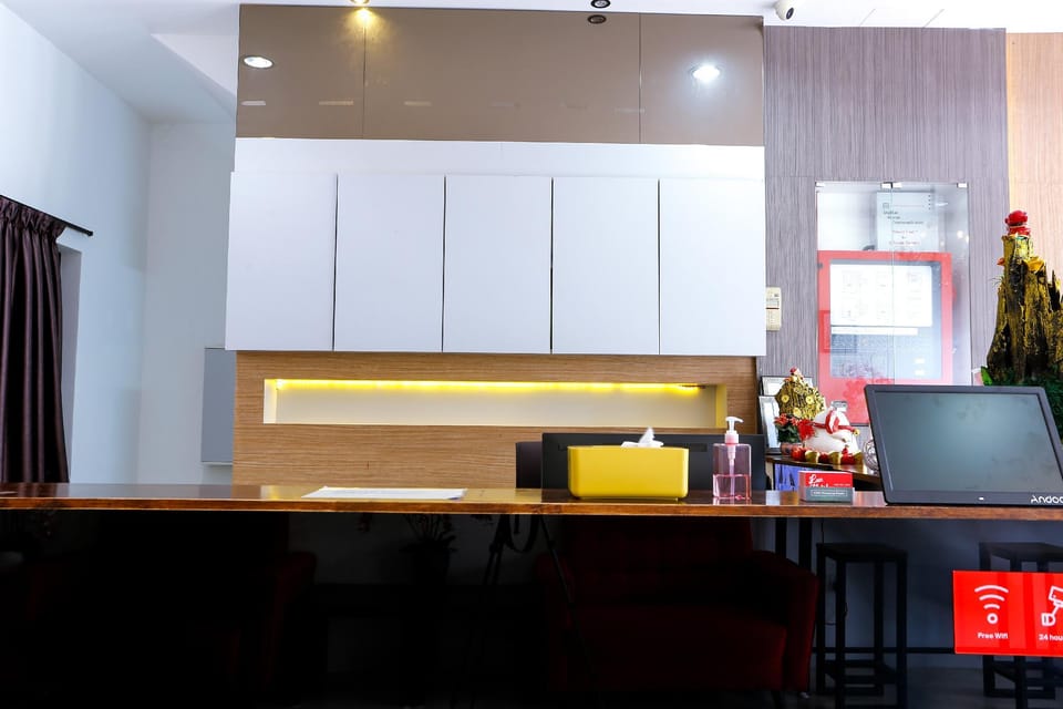Lux Hotel Hotel in Perak Tengah District