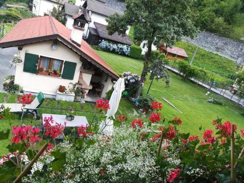 B&B OLTRA Hotel in Trentino-South Tyrol