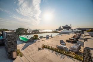 Yanguan Music Lead Vocal Resort Hotel Hotel in Hangzhou
