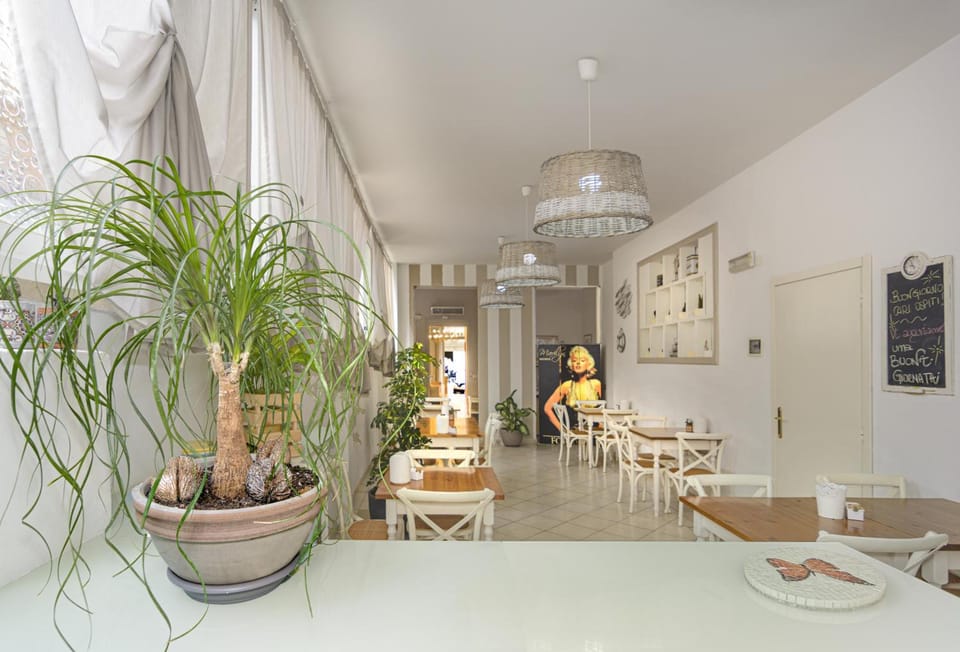 Bar/lounge