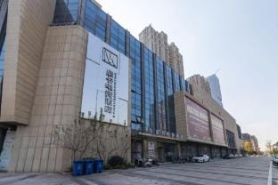 Nika E-sports Hotel (Jiangdu Golden Eagle International Shopping Center Store) Hotel in Jiangsu