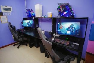 Race to the Future-Unmanned Smart Hotel Hotel in Zhejiang