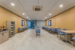 Yi Xuan Hotel (Wuxi Meili Ancient Town Branch) Hotel in Suzhou