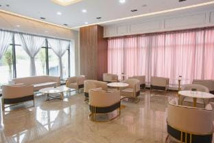 Rebecca Hotel (Ninghai High-Speed Rail Station Branch) Hotel in Zhejiang