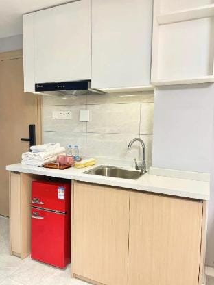 Yun Jian Apartment Hotel (Ningbo High-tech Baolong Plaza Store) Hotel in Zhejiang