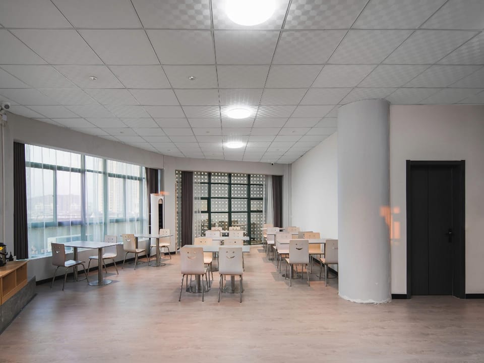 Silverlight Grand View Hotel (Municipal Government Branch) Hotel in Jiangsu