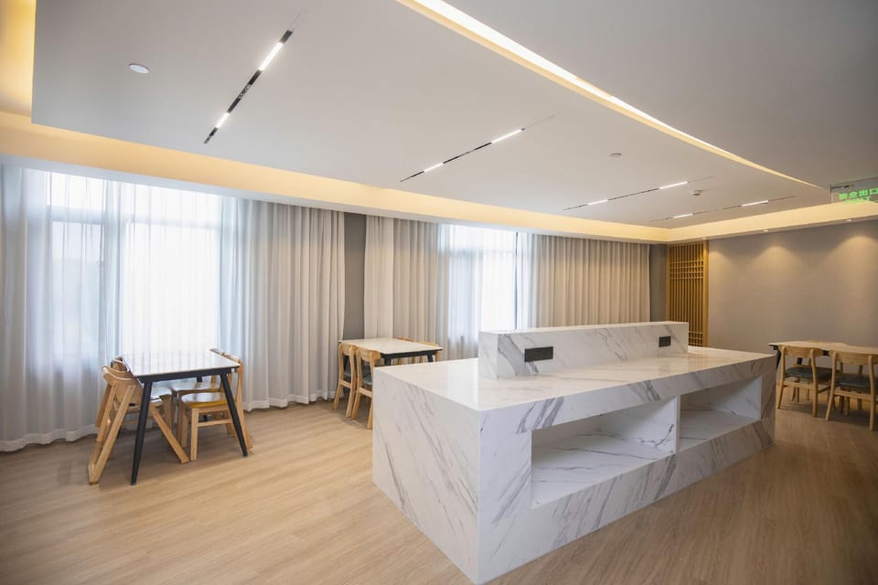 Qingmu Selected Hotel (Nanjing Jiangning Hushu Lingshun South Road Branch) Hotel in Nanjing