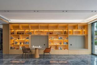 Yunman Platinum Hotel (Danyang High-speed Railway Station Zhengze Primary School Store) Hotel in Jiangsu