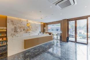 Lu'an Ginkgo Leaf Select Hotel (Wanda Plaza) Hotel in Jiangsu