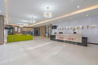 Home Inn Paibai Cloud Hotel (Suqian Su District Laser Industry Park Branch) Hotel in Jiangsu