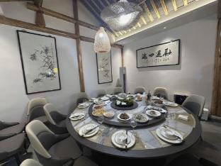 Lanshan Homestay Hotel in Suzhou
