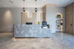 Zheyu Hotel (Hangzhou Jiubao Coach Center Branch) Hotel in Hangzhou