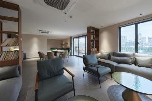 Qiyupai Hotel West Lake Hefang Street Branch (Nansong Yujie Branch) Hotel in Hangzhou