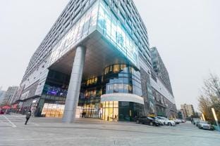 Light Luxury Elegant Riverside Cinema Hotel (Confucius Temple Branch) Hotel in Nanjing
