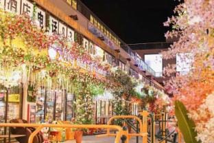 Nianhua Shilan Premium Hotel (Yixing Zhoutie Branch) Hotel in Suzhou