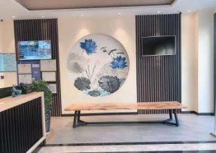 Nianhua Shilan Premium Hotel (Yixing Zhoutie Branch) Hotel in Suzhou