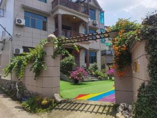 Hangzhou Yuweili Homestay Hotel in Hangzhou
