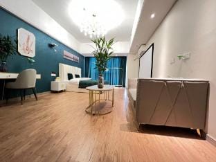 Manting Lake View Hotel (Nanjing Yuhua Wuyue Plaza Branch) Hotel in Nanjing
