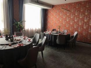 Wuseluohua Garden Grand Hotel Hotel in Nanjing