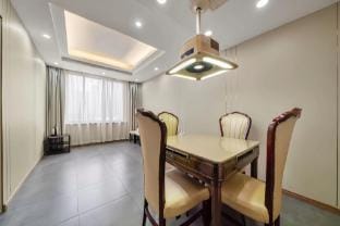 Wanjia Denghuo Boutique Hotel (Yangchenghu Middle Road Metro Exit Branch) Hotel in Suzhou