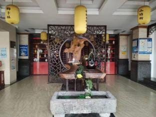 Wanjia Denghuo Boutique Hotel (Yangchenghu Middle Road Metro Exit Branch) Hotel in Suzhou