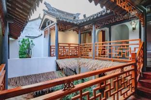 Yexianyuan Xishe (Zhouzhuang Ancient Town Branch) Hotel in Suzhou