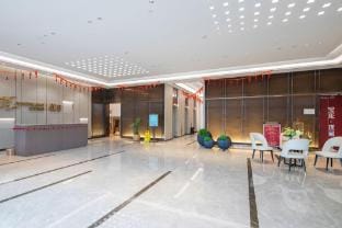 Light Luxury Yifei Hotel Apartment (Gaochun Baolong Plaza Branch) Hotel in Nanjing