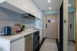 Light Luxury Yifei Hotel Apartment (Gaochun Baolong Plaza Branch) Hotel in Nanjing