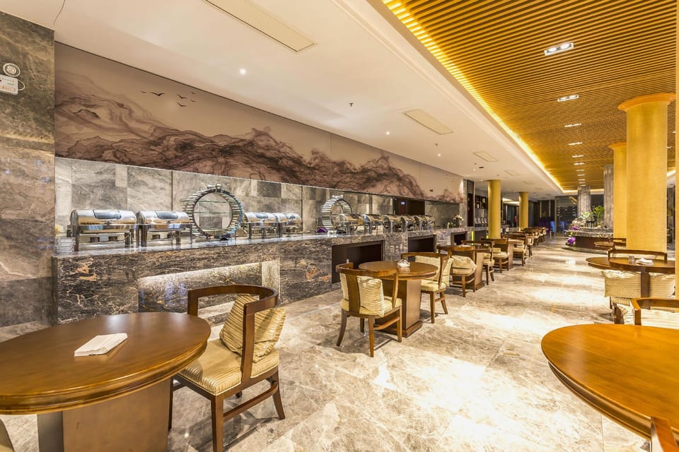 Lu'an Bauhinia Flower Wellness Town Hotel in Jiangsu