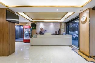 Chaoyang·Giant Screen Projection Hotel (Huaibei Railway Station Branch) Hotel in Jiangsu