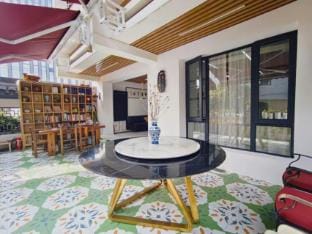 Hangzhou Xiaojia Biyu Homestay Hotel in Hangzhou