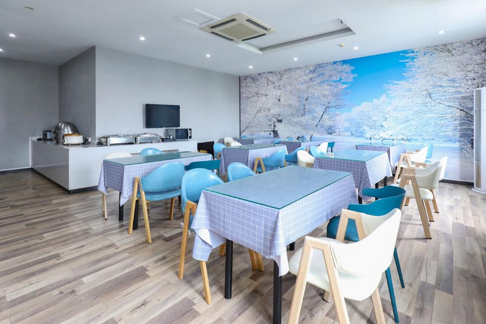 Qingmu Hotel (Jurong Yuhu Xintiandi Branch) Hotel in Nanjing