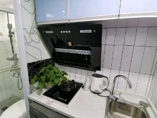 Enjoy Apartment (Hongqiao Airport Train Station Branch) Hotel in Shanghai