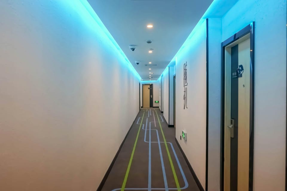 WanYoo Esports Hotel (Shanghai Zhongshan Park Global Harbor Branch) Hotel in Shanghai