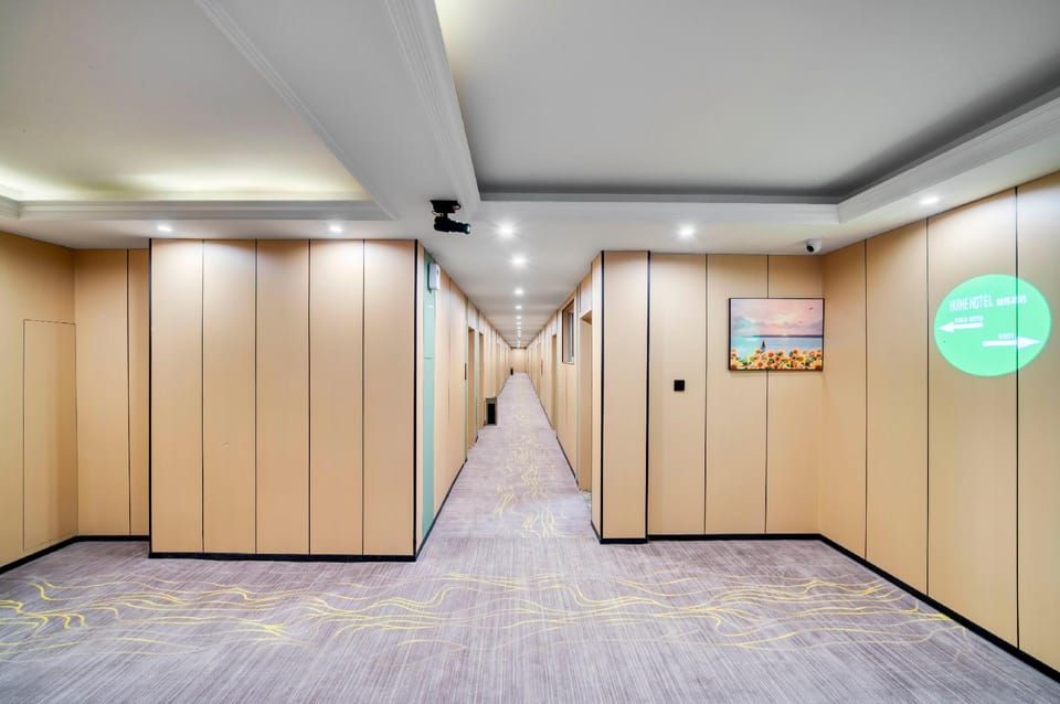 Huihe Zhongyuan Hotel (Shaoxing Keqiao Textile City Branch) Hotel in Hangzhou