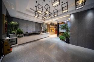 Yiwu Jingdu Hotel (Fotang Ancient Town Baolong Plaza) Hotel in Hangzhou