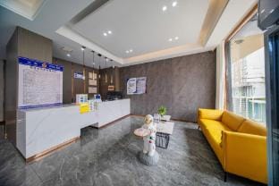 Lanjun Super 8 Smart Hotel (Lanling Government Branch) Hotel in Jiangsu